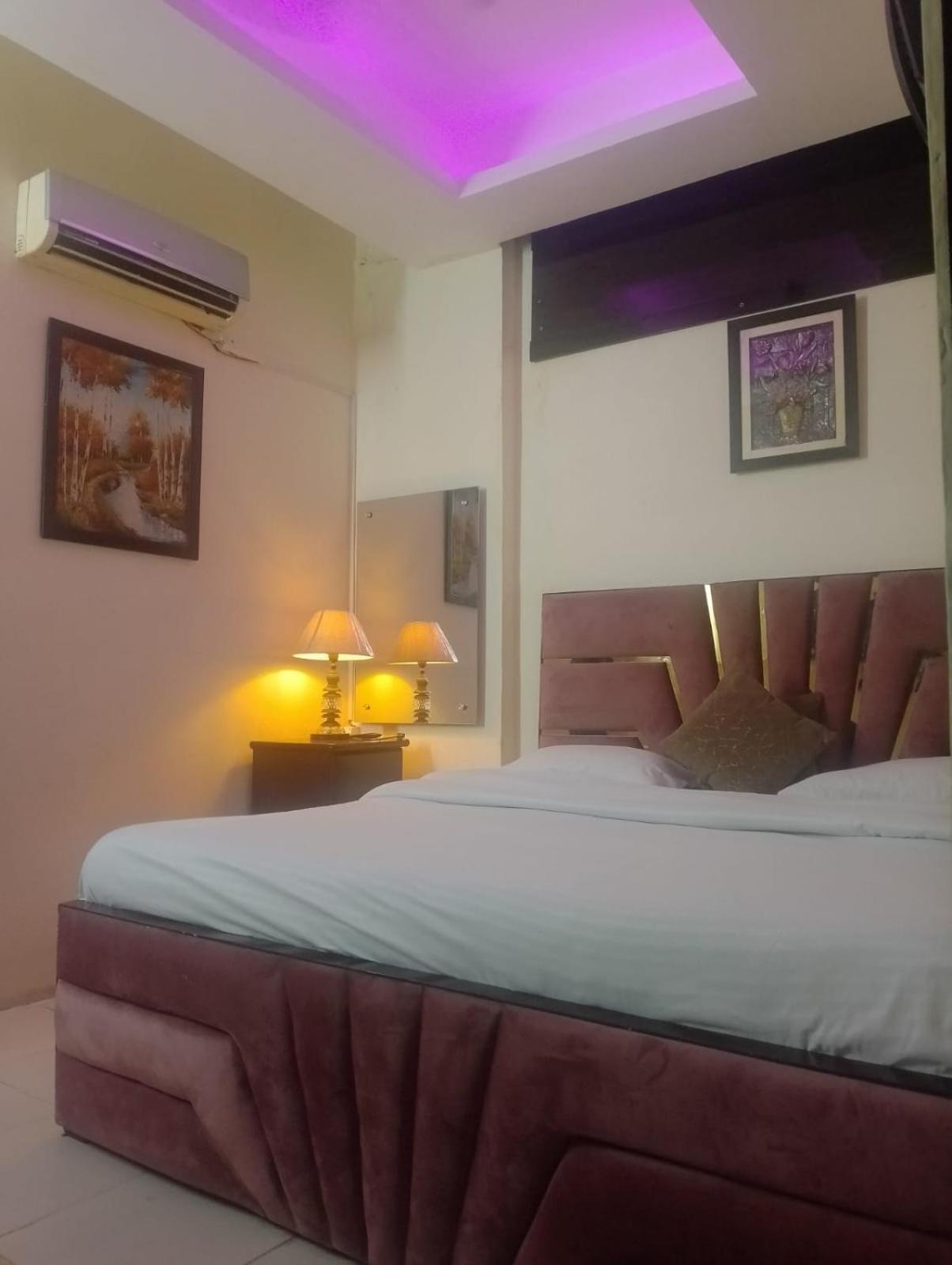 Star Inn Delhi  Eksteriør billede