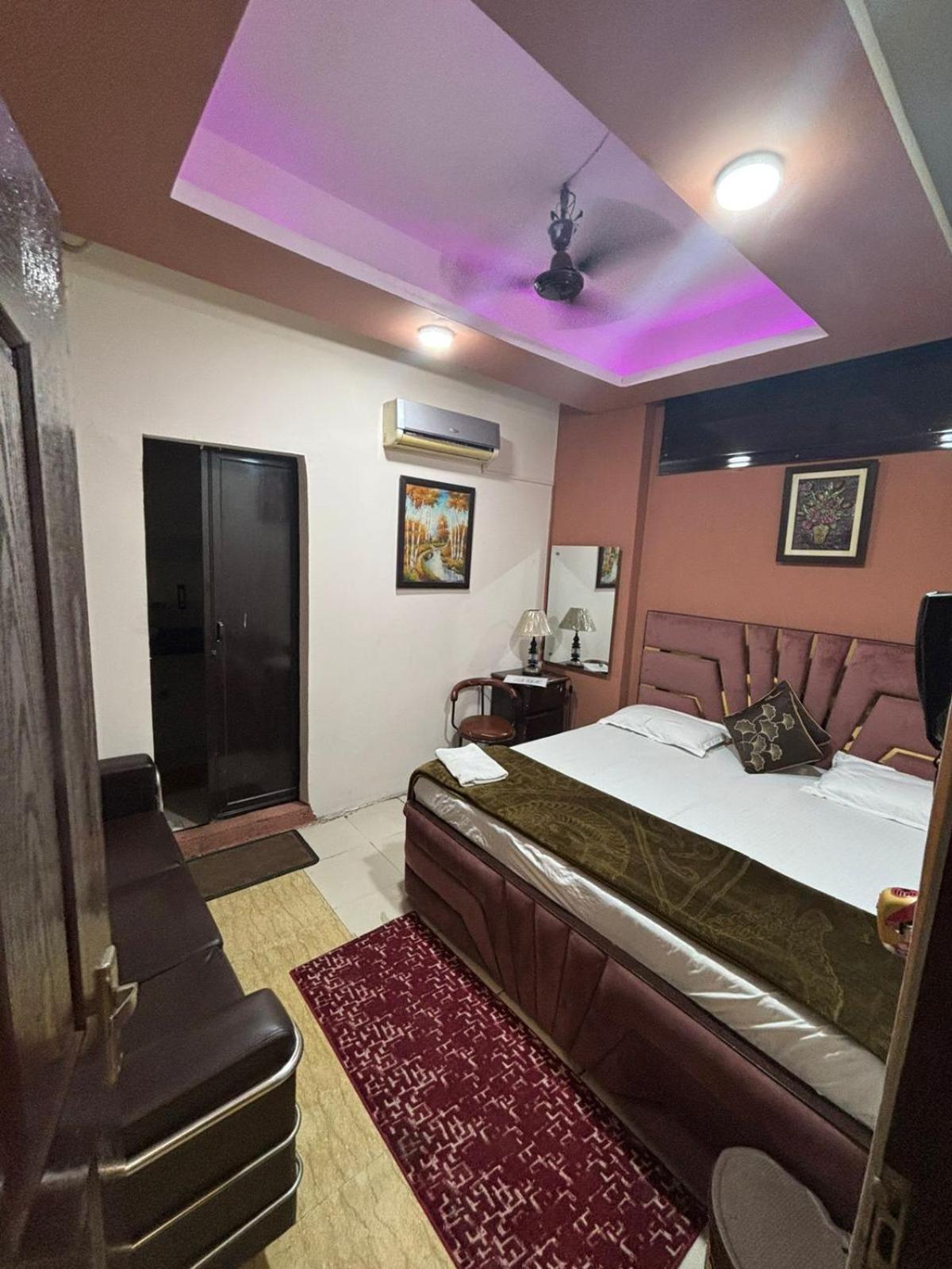 Star Inn Delhi  Eksteriør billede